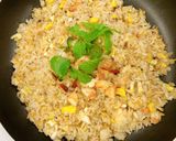 Hình bước làm 2 của món Cơm chiên ghẹ