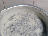 Pudding Selasih with Fiber Creme