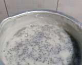 Foto langkah ke 2 dari resep Pudding Selasih with Fiber Creme.