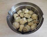Foto del passaggio 1 della ricetta Lasagne bianche con besciamella e cuor di carciofo