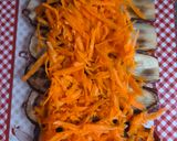 Foto del paso 4 de la receta: Roll de berenjena y queso 🍆🧀relleno de zanahoria y huevo 🥕 🥚 o lo que gustes 🌯 Rollo sano y veggie