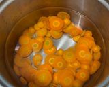 Foto langkah ke 2 dari resep Sayur sop sosis.