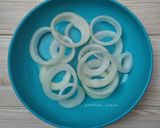 Foto langkah ke 1 dari resep Onion Rings.