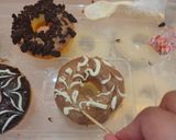Foto langkah ke 7 dari resep Donat ala j.co.