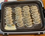 A picture of step 3 of Gyoza (japanese dumplings).