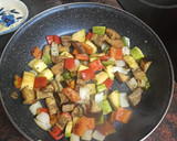 Foto del paso 2 de la receta: Tortilla francesa con verduras de aprovechamiento