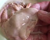 Foto langkah ke 2 dari resep Kulit Ayam Tepung.