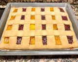 Foto del paso 11 de la receta Pastel con masa frola y mermeladas “sin gluten”