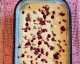 Bögrés piskóta savanyú gyümölcsökkel és dióval recept fázis 8 fotója