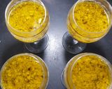 A picture of step 8 of Rainbow Custard with Cookies !.