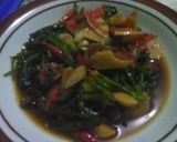 Foto langkah ke 6 dari resep Kangkung belacan ma2 Rakha.