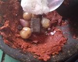 Foto langkah ke 2 dari resep Sambal ayam bakar (sambal tomat).