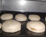 A picture of step 2 of Jam🍓cookies.
