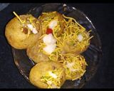 દહીં પૂરી ચાટ( દહીં poori Chaat Recipe in Gujarati રેસીપી સ્ટેપ3ફોટો