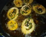 A picture of step 2 of Methi Ki Chokri.