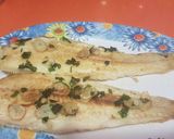 Foto del paso 3 de la receta Lenguados con ajos y perejil