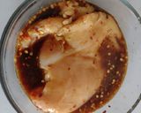 Foto del paso 3 de la receta: Pechuga de pollo sobre una cama de puré de betabel 🍠