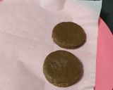 Foto del paso 3 de la receta: Galletas de nuez bañadas en chocolate y avellanas