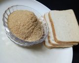 A picture of step 4 of DIY Bread Crumbs.
