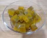 A picture of step 5 of Orange Chia Seed Ice Cubes.