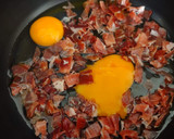 Foto del paso 4 de la receta: Espárragos a la plancha con revuelto de jamón