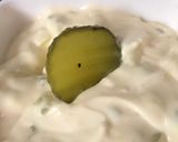 Foto del paso 2 de la receta: Salsa tártara con pepinillos