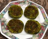 A picture of step 4 of Masala Pattice Pav.