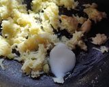आलू का स्वादिष्ट फलाहारी हलवा (aloo ka swadist falahari halwa recipe in Hindi) रेसिपी चरण 1 फोटो