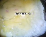 A picture of step 1 of Soyayyar shinkafa da kwai.