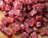 Hình bước làm 1 của món Bò lúc lắc siêu dễ