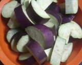 Foto langkah ke 1 dari resep Sambal Terong Ungu.