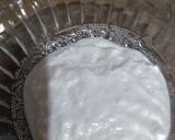 A picture of step 1 of Daal ke dahi bade.