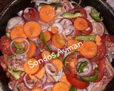 صورة لخطوة 1 من وصفة رز وفراخ بالخضار وسلطه