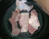 Foto langkah ke 1 dari resep Chicken Cordon Bleu.