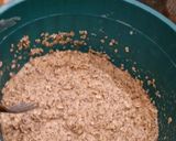 A picture of step 2 of Apple oatmeal bar.