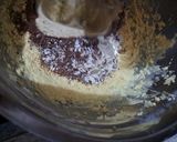 Foto langkah ke 3 dari resep Choco Button Cookies.