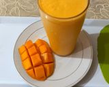 A picture of step 3 of Mango milk shake 🥭🥭🧋🧋.