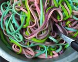 Foto langkah ke 4 dari resep Pasta Rainbow Carbonara.