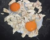 รูปขั้นตอนการทำที่ 1 ของ “ผัดซีอิ๊วอกไก่เส้นหมี่ข้าวกล้อง”