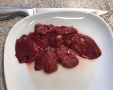 Csirkemáj rántva recept fázis 1 fotója