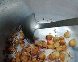 A picture of step 2 of Peas Biryani.