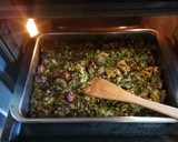 Foto del paso 7 de la receta: Col fermentada con butifarra y chorizo al horno