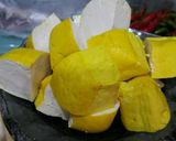 Foto langkah ke 2 dari resep Tumis Tahu Telur Pedas Mantap.