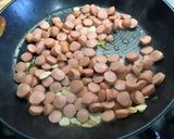 Une image de l'étape 8 de Courgettes épicées aux minis saucisses.