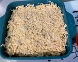 Une image de l'étape 8 de Gratin de pommes de terre aux harengs en conserve tomate et oignons.