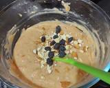 A picture of step 5 of Carrot & Dates Cake.