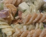Foto del paso 3 de la receta: Ensalada de pasta corta con queso y jamón
