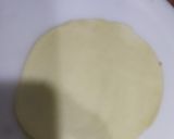 A picture of step 6 of Gujarati stuffed Lilva kachori.