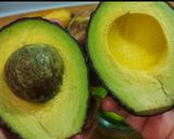A picture of step 2 of Avocado Banana Milkshake.