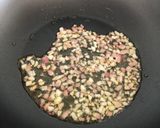 Foto del passaggio 2 della ricetta Risotto al radicchio